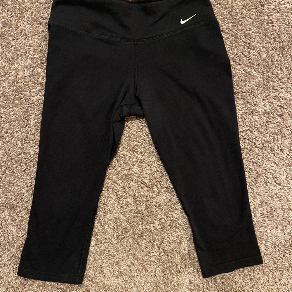 Nike Capri Women’s Sz: M